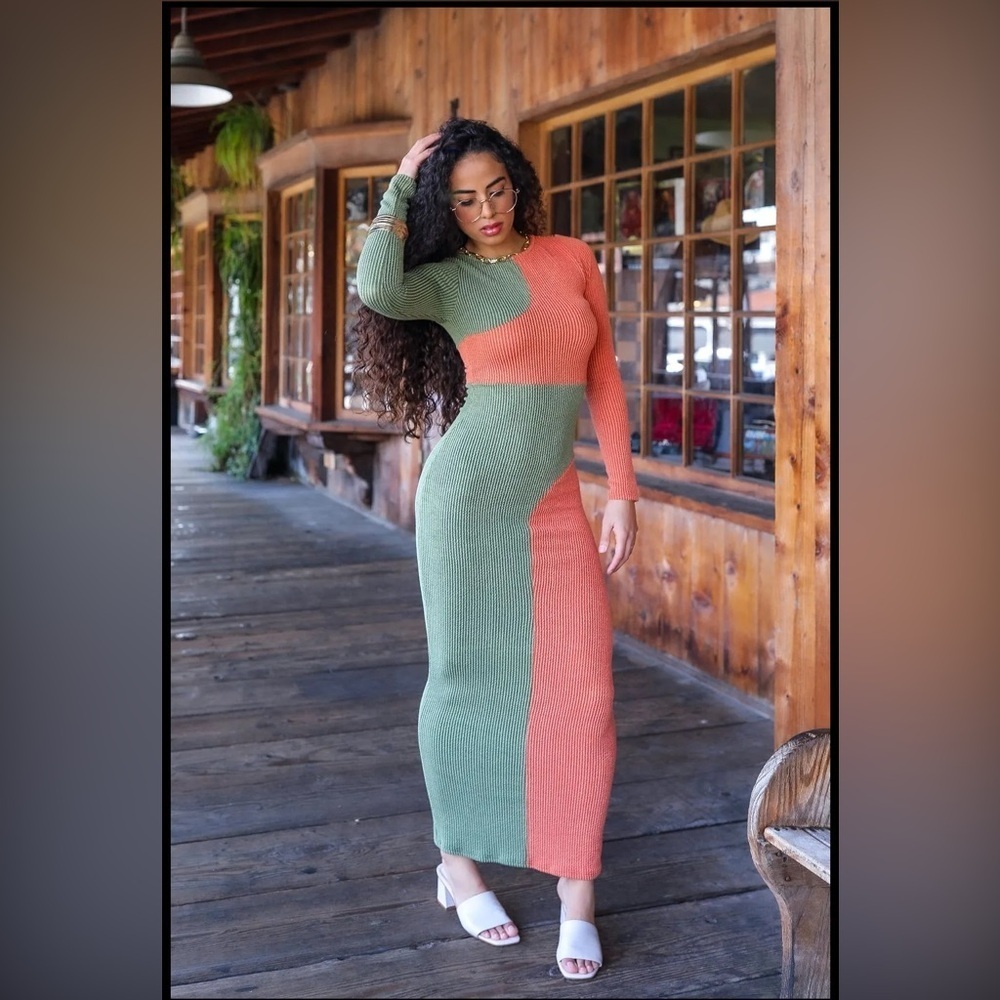 12. Color block Long Sleeve Bodycon Maxi Dress - Picture 2 of 9
